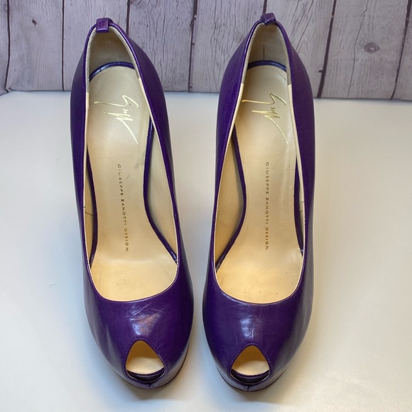 Giuseppe Zanoti Purple Leather Peek a Boo Open Toe Stiletto 4.25” Heels EUC - Picture 9 of 14